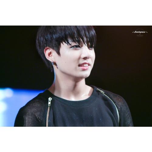 정국과의 첫 키스: 별이 쏟아지는 밤의 약속 🌌